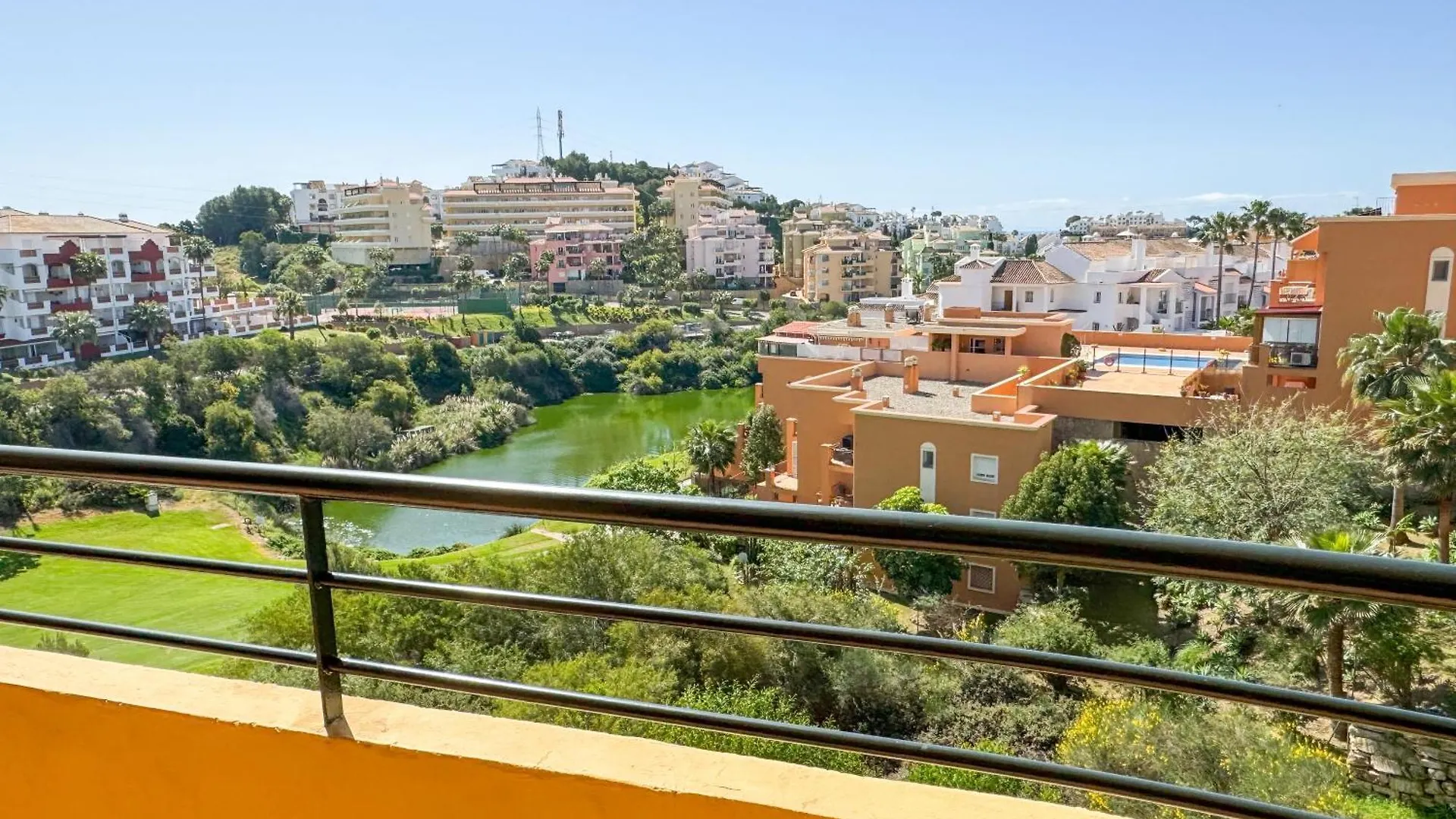 Casa Diamante: Sunny 2Br/2Ba Apartment In Mijas Spain