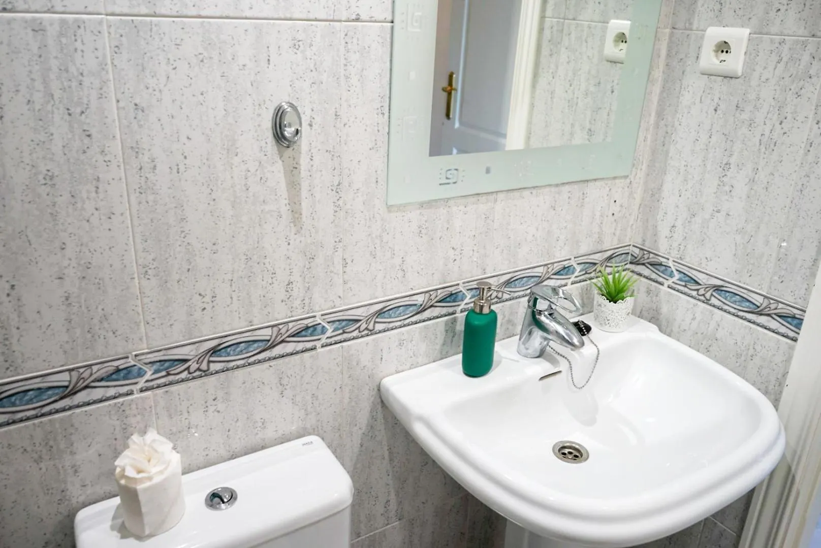 Casa Diamante: Sunny 2Br/2Ba Apartment In Mijas