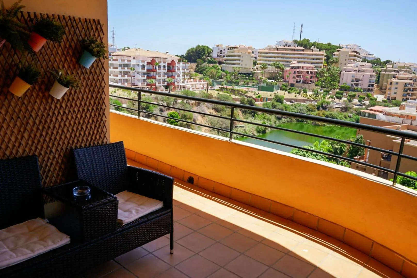 Casa Diamante: Sunny 2Br/2Ba Apartment In Mijas